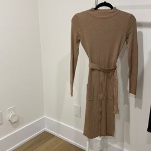 Cream long sleeve sweater dress with belt